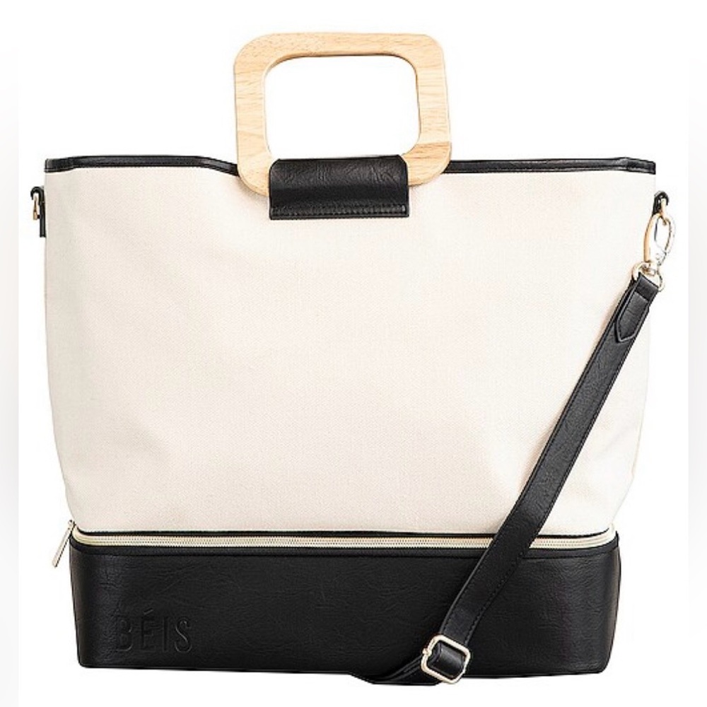 Beis Resort Tote Bag